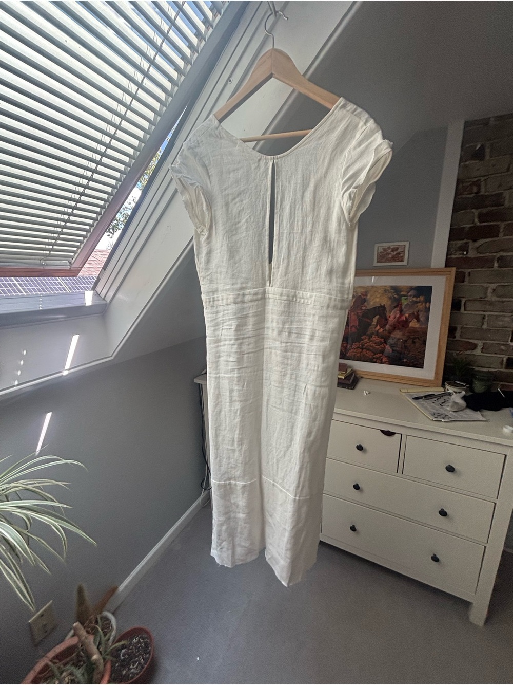 Zii Ropa Linen Deep-V White Midi Oly Dress - Picture 8 of 8